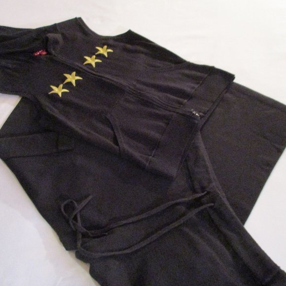 JJ BASICS 2PC KNIT SET ¾” PANTS AND HOODIE W/STARS - Picture 13 of 16
